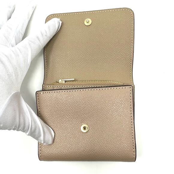 Coach Small Trifold Wallet in Colorblock Chalk Multi Leather CF357 - Picture 3 of 7